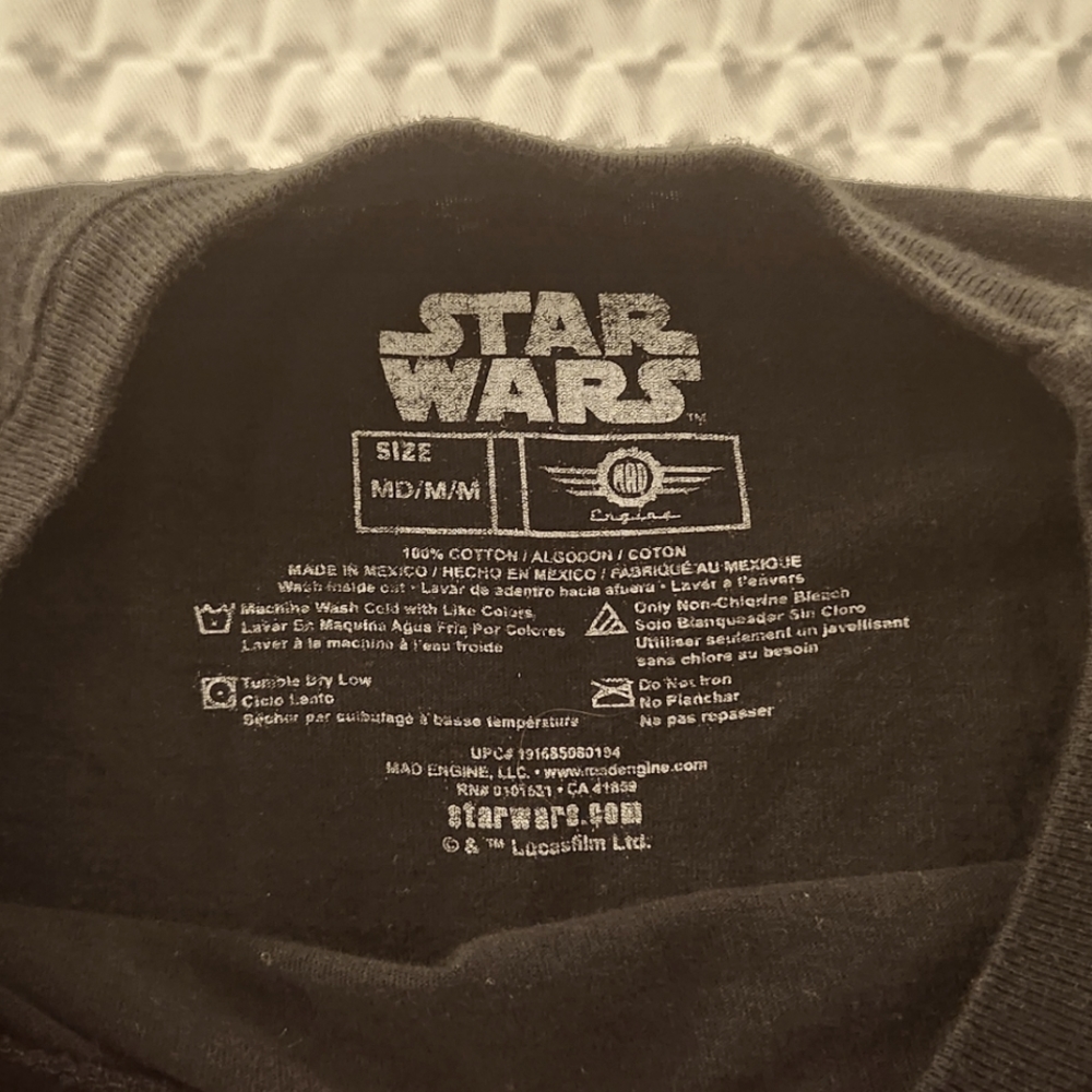 Star Wars T-Shirt.